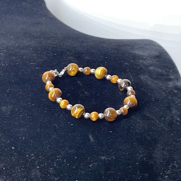 Genuine Tigers Eye Bracelet - Picture 4 of 4